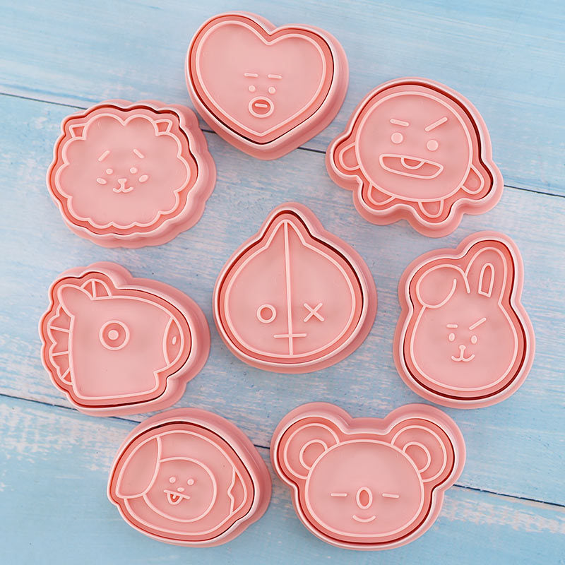 BTS BT21 Cookie Cutter 8pcs Set