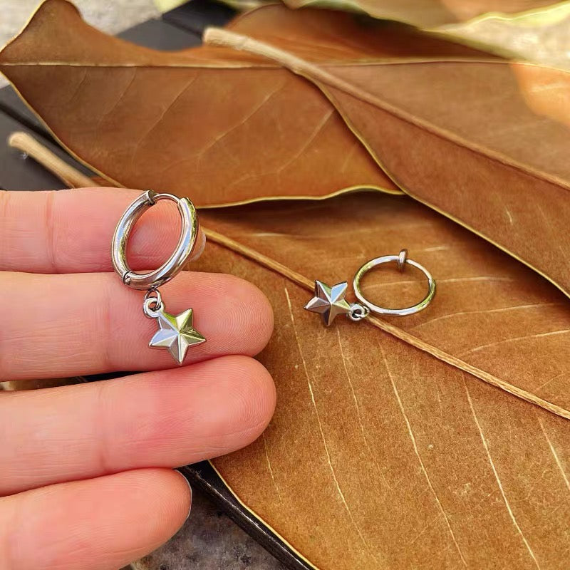 Stray Kids Hyunjin’s Style Titanium Steel Star Earrings