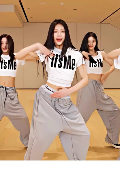 ILLIT Style It’s Me Tee