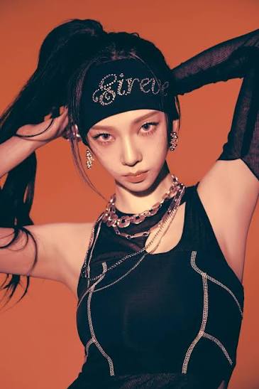 aespa Karina Style Whiplash Black Hair Band