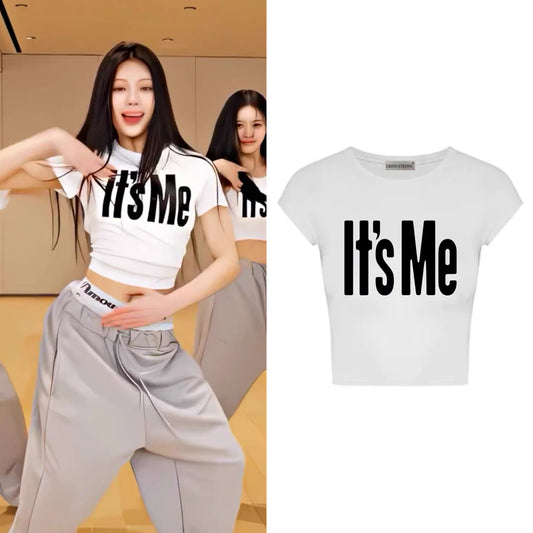 ILLIT Style It’s Me Tee