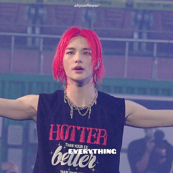 Hyunjin’s Style Hotter Than Your Ex Tee - K-STAR